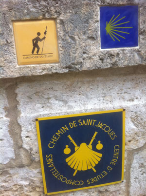 CAmino signs Chartres low-res 023